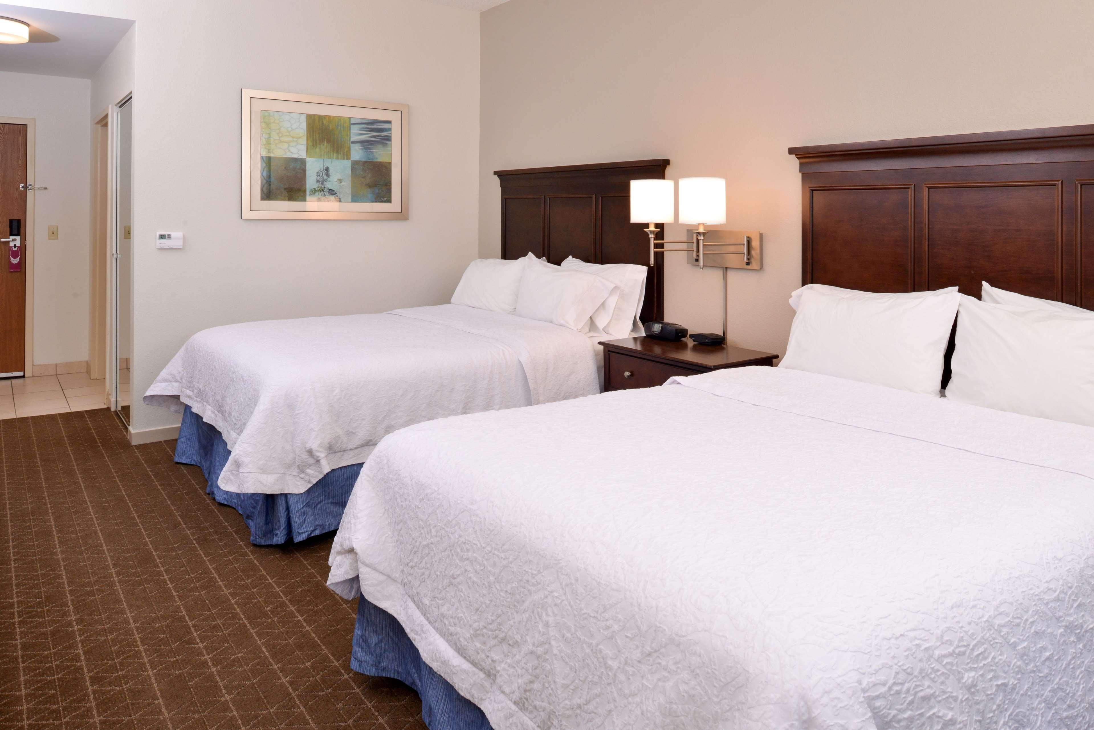 Hampton Inn & Suites Pueblo-Southgate Экстерьер фото