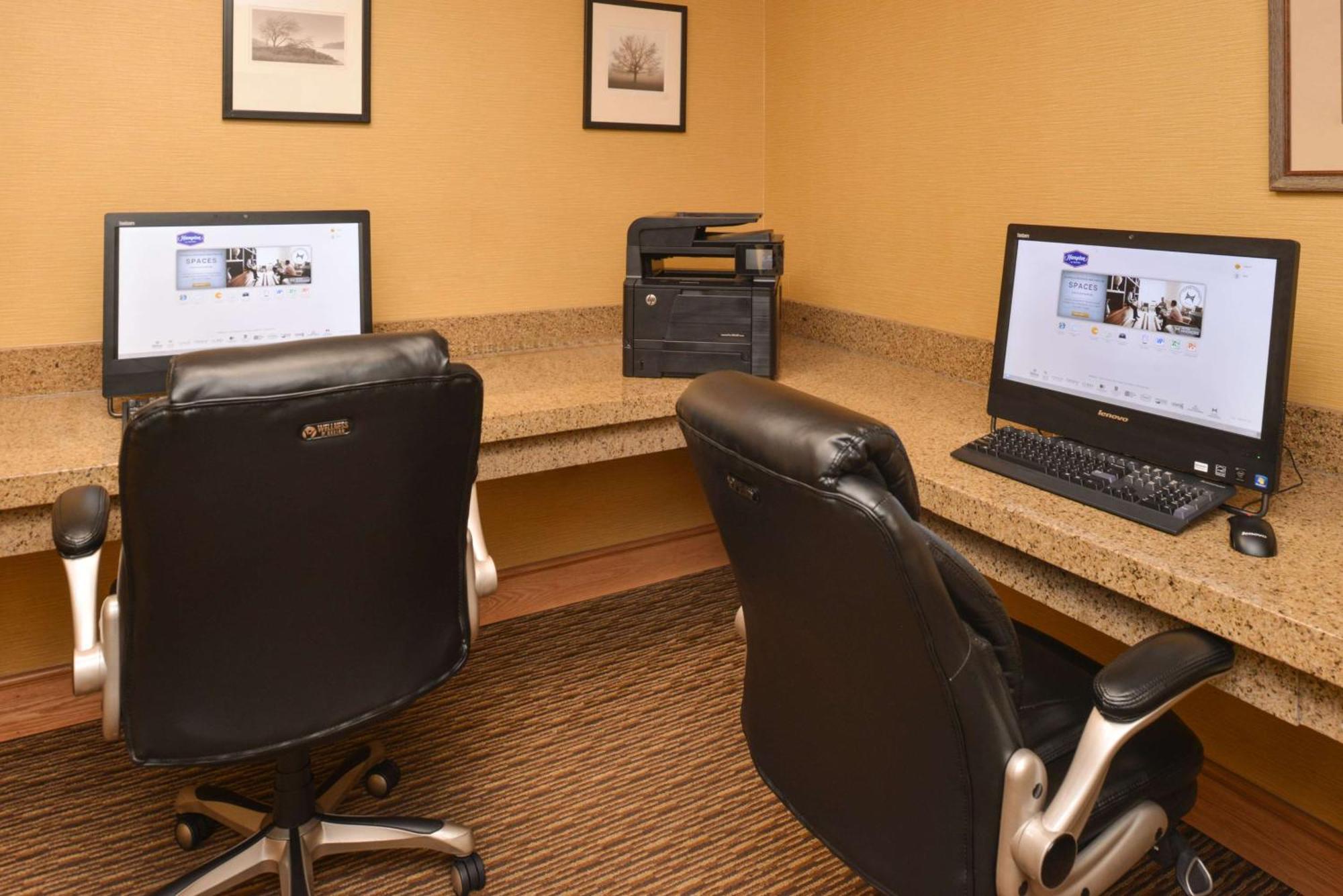 Hampton Inn & Suites Pueblo-Southgate Экстерьер фото